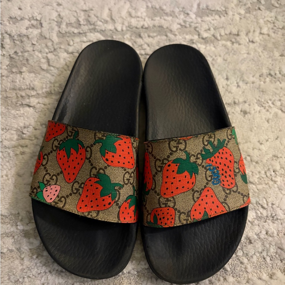 Gucci Slides - Picture 2 of 7